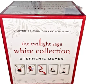 Stephanie Meyer The Twilight Saga White Collection Paperback Collector Boxset - Imagen 1 de 6
