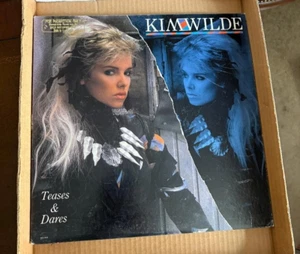 KIM WILDE - TEASES & DARES - MCA RECORDS GOLD STAMP PROMO LP VINYL RECORD - Imagen 1 de 2