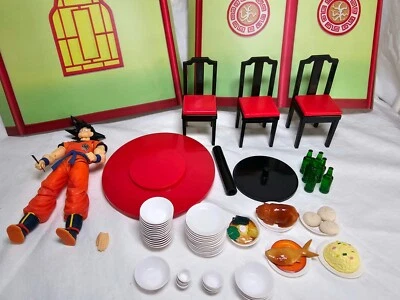 S.H. Figuarts Dragon Ball Goku y Comer Moderadamente Set Harahchibunme Escala 1:12 Foto 1 de 4