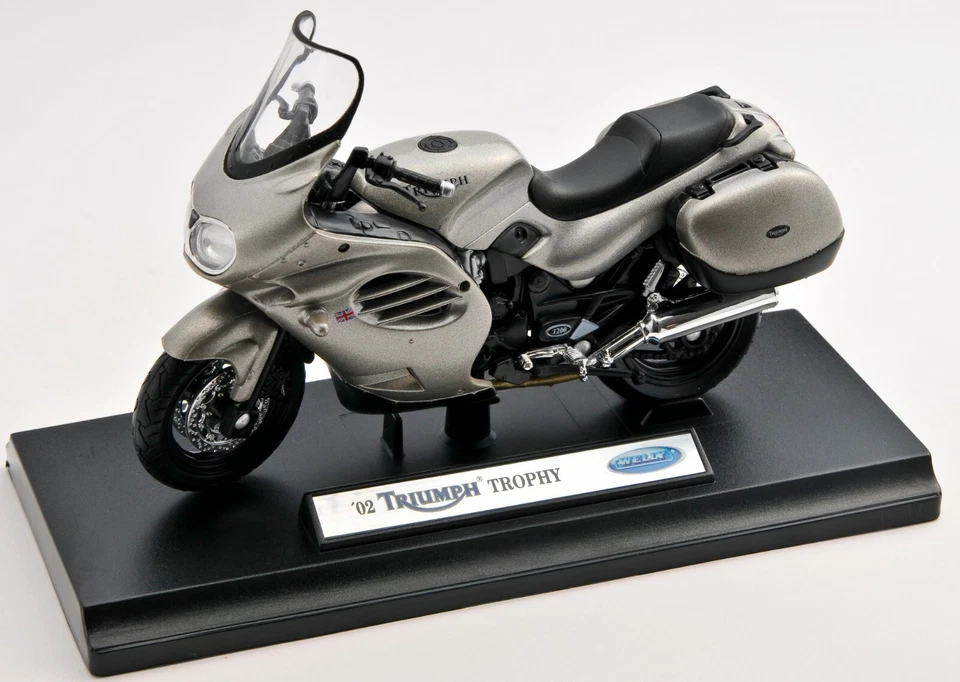 BLITZVERSAND Triumph Trophy 2002 champagner Welly Motorrad Modell 1:18 NEU & OVP - Bild 1 von 1