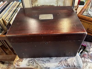 Vintage CIGAR HUMIDOR TOBACCO BOX W LOCK NO KEY BRASS PLAQUE - Picture 1 of 5