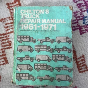 Chilton's Truck Repair Manual 1961-1971 Lt/Med Duty Gas/Diesel Powered Trucks - Bild 1 von 6