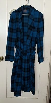 Pendleton Robe Wool Blue M Tartan Plaid Vintage 100% Wool Cuffed - Image 1 of 4