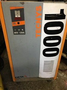 Stapler Batterie Ladegerät Technys/DETA - 48V/ 120A / braucht 380V gebraucht OK - Bild 1 von 9