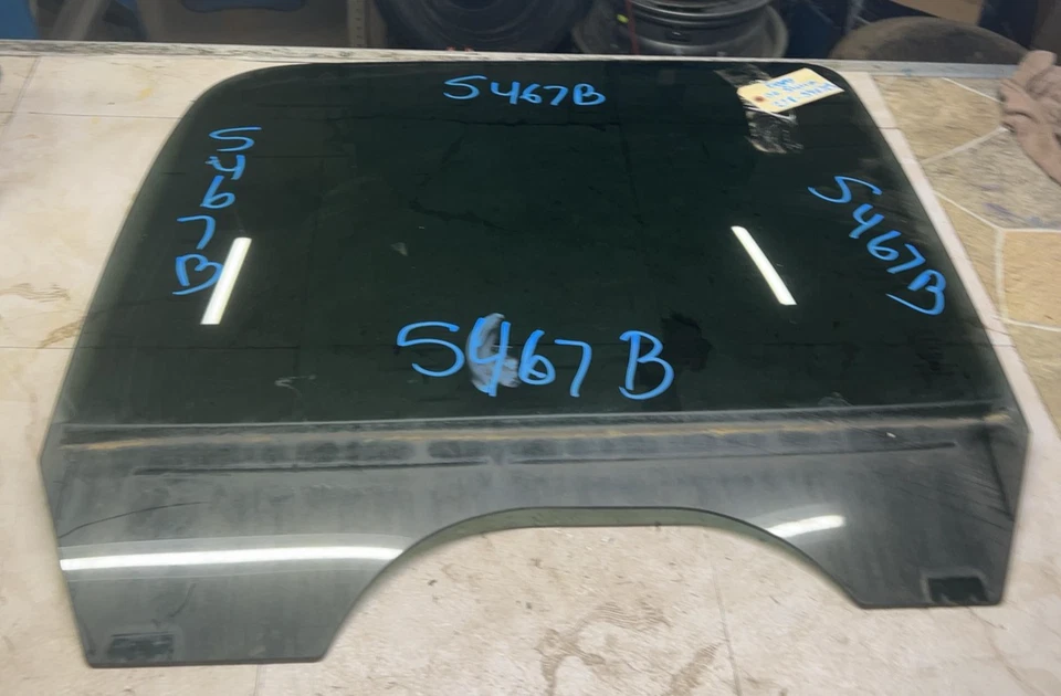 Conjunto de ventana de vidrio puerta trasera derecha lado pasajero Silverado Sierra 2001-2007 Foto 1 de 4