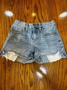 old navy jean shorts medium wash size 10 kids - Picture 1 of 2