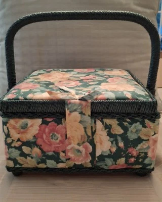 Vintage Sewing Basket - Image 1 of 4