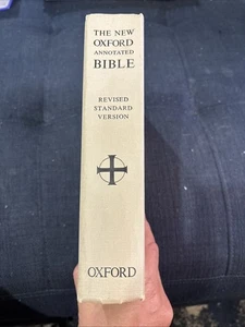 THE NEW OXFORD ANNOTATED BIBLE with the APOCRYPHA Revised Standard Version 1973 - Foto 1 di 9