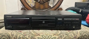 TEAC CD-RW890 Compact Disc Recorder CD/CDR Recorder Deck (No Remote) - Picture 1 of 5