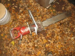 Remington Pneumatic Chainsaw Industrial/ Utility Chain Saw Air Powered - Picture 1 of 2