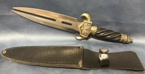 Unique 12” Knife horns and dragon chip on right point two point knife - Picture 1 of 4