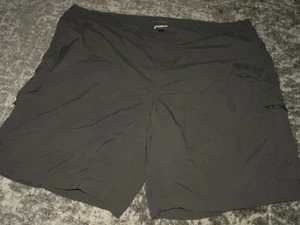 Columbia Omni-Shade Men's Cargo Adventure Shorts Size 46 Waist - Picture 1 of 3