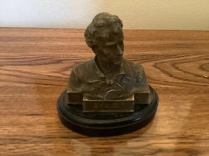 Miniature Bust of Lord Byron - Bronze Finish Cast Metal - Picture 1 of 6