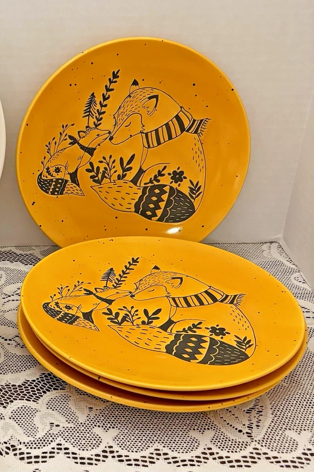 Набор столовой посуды Fox из 4 керамических тарелок Mom & Baby Fox 8,5 дюйма б/у в отличном состоянии - Изображение 1 из 4