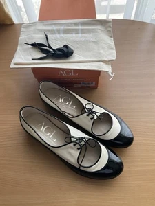 AGL Attilio Giusti Leombruni White/Black Leather Vero Cuoio Loafers Size 40 Ita - Picture 1 of 8