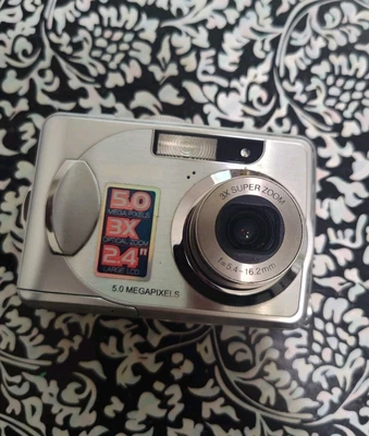 Sanyo VPC-503 5.0 MP Digital Camera Silver - Tested Working - Image 1 of 4