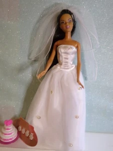 Barbie 2004 hermosa novia AA CHRISTIE G19072 - Imagen 1 de 7
