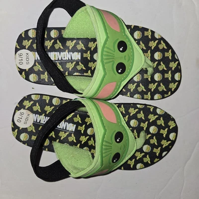 NWT Baby Yoda Sandals Size 9/10 Slides Star Wars The Mandalorian Flip Flop - Image 1 of 3