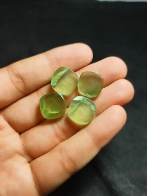 Polished Prehnite Cushion Gemstones - 15mm Flat Both Sides - Image 1 of 4
