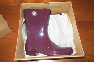 8 ❤️ UGG ❤️ RUBBER BOOTS ❤️ RAIN SHORT CALF RainBoots NEW Purple - Picture 1 of 9