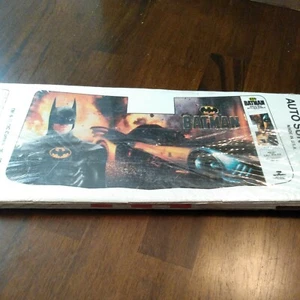 Vintage Batman 1989 DC Comics Collectible Sun Shield/wall hanging - Picture 1 of 7