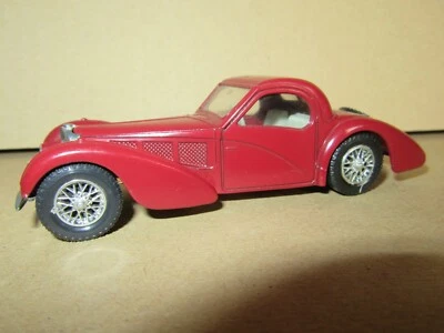 585G 1979'S Solido No. 88 Francia Bugatti 57 S Atalante C 1939 Rosso 1:43 - Immagine 1 di 4