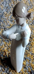 Lladro Figur Mädchen mit Gitarre 4871 sehr guter Zustand 20,5 cm groß. - Bild 1 von 7