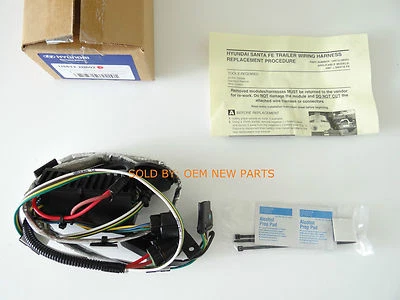 2009-2012 Hyundai Santa Fe Genuine OEM TOW HITCH PLUG & PLAY HARNESS U8612-2B002 - Image 1 of 4