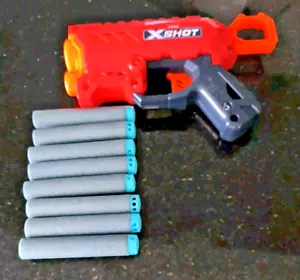 ZURU X-Shot Spielzeugpistole mit 8 Schaumstoffkugeln Outdoor Indoor Kinder Blaster Kinder - Bild 1 von 5