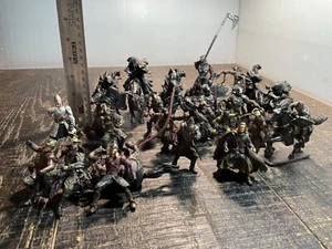 Lord of the rings figures 2-3” bulk - Picture 1 of 11