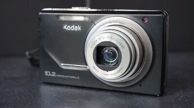 Kodak EasyShare M380 10.2MP Digital Camera - Black - Image 1 of 4