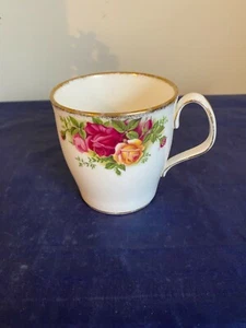 Taza plana suave One Royal Albert OLD COUNTRY ROSES 8 OZ - Inglaterra - Imagen 1 de 3