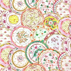 Dish Plate Packed Kitchenware Sewing Quilting Fabric FQ Cotton Multicolour - Picture 1 of 4