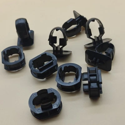 5 Set Body Panel Retainer Pin & Nut For Mercedes-Benz CLK320 E320 2000–2003 - Image 1 of 4