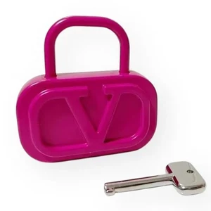 VALENTINO Lock & Key Set Metal PadLock Hot PINK Novelty 2025 GWP - BRAND NEW - Picture 1 of 4