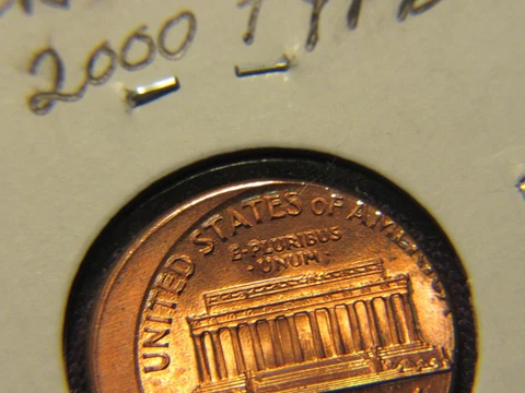 2000 Red Gem B.U. type 2 wide AM off center cent Cover