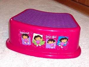 DORA EXPLORER STEP STOOL Nickelodeon Sturdy Heavy Weight Plastic KIDS & ADULTS - Picture 1 of 4