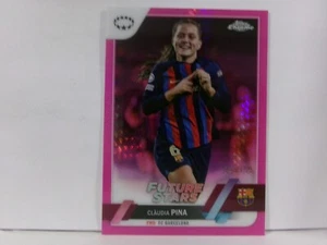 2022 Chrome UEFA Women's Champions League Pink Prism Refractor /199 Claudia Pina - Bild 1 von 2