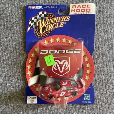 Nuevo en paquete Winner’s Circle NASCAR #9 BILL ELLIOTT Race Hood Collection Vintage 2000 Foto 1 de 4