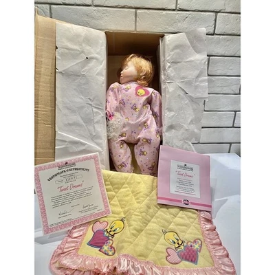 Muñeca bebé Ashton Drake Tweet Sueños Looney Tunes Piolín Pájaro Foto 1 de 4