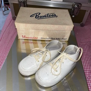 Vintage 60er Jahre weiße Leder Buntees Box Baby Krippe Schuhe Größe 5 weiße Stiefel - Bild 1 von 10