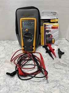 Fluke 26 III True RMS With Silicone Leads And Soft Case With Instructions - Picture 1 of 10