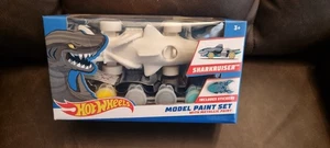 HOT WHEELS  MODEL PAINT SET SHARKRUISER NEW BOXED - Picture 1 of 5