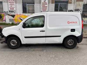 Renault Kango 2011 Kastenwagen Teile oder komplett zu Verkauft - Bild 1 von 16