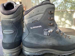 Las mejores ofertas en Botas LOWA Gris para Hombres | eBay