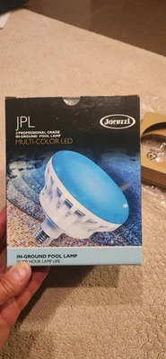 Jacuzzi JPL LED In-Ground Pool Bulb 120V Multi-Colored Foto 1 de 4