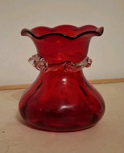 Vintage Ruby Red Ruffled Vase Clear Trim Hand Blown Art Glass 3"×3" - Picture 1 of 8