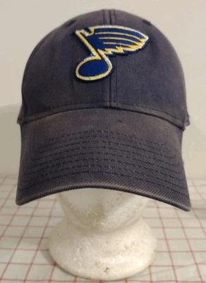 St Louis Blues NHL Hockey Cap Hat Size L/XL Blue Mens Fitted Embroidered Reebok - Image 1 of 4
