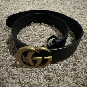 Gucci GG Logo Marmot Wide Black Leather Belt 30-32 Antiqued Brass Buckle Italy - Picture 1 of 6