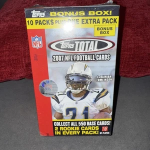 2007 Topps Total NFL Football Card Box - Picture 1 of 5